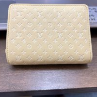 ネクストプラス市川ルイヴィトンポルトフォイユルー財布買取